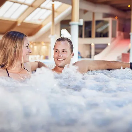 In Texel By Dunes And Water Holiday home *