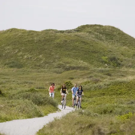 In Texel By Dunes And Water Holiday home *